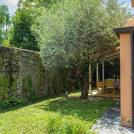 With Garden And Private Parking Space * Valmadrera